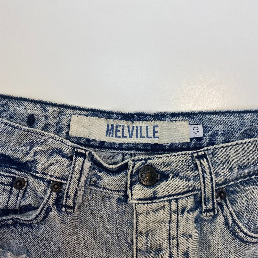 Brandy Melville Acid Wash High Rise Cuffed Shorts - Picture 3 of 7